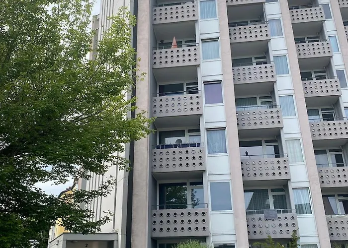 Skyline Airport Bhf Kostenlos Parken 29qm *