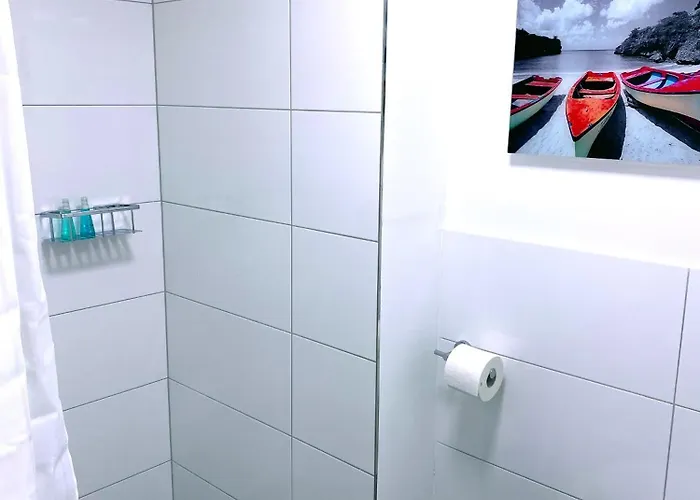 Skyline Airport Bhf Kostenlos Parken 29qm * Niederdorla